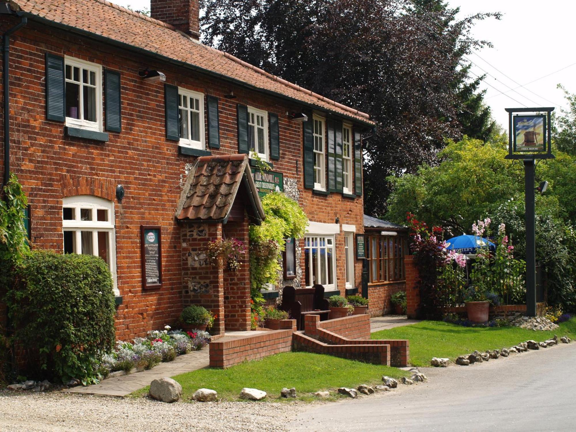 The Olde Windmill Inn Great Cressingham エクステリア 写真